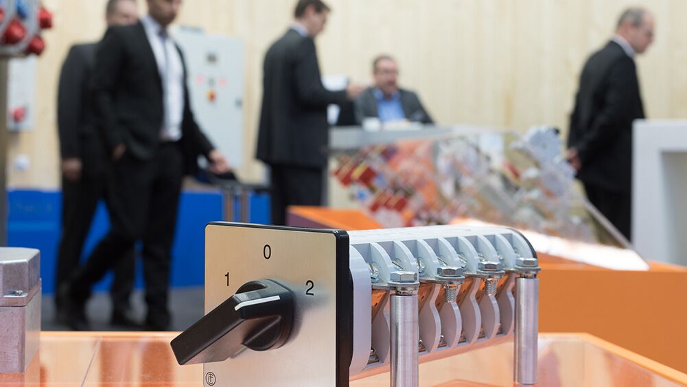 ausgestellter Schalter an Light + Building Messe