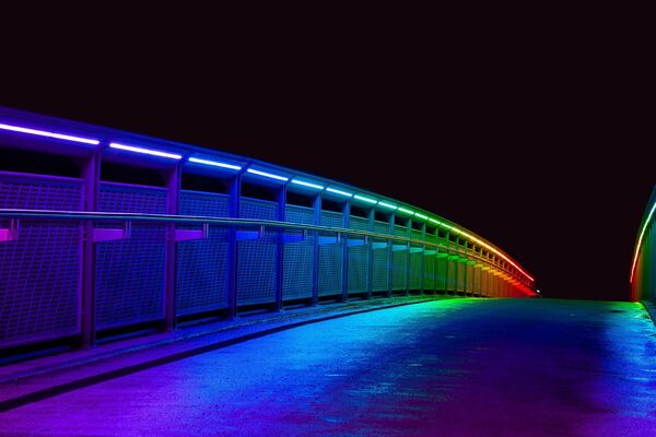 Beleuchtete Brücke - Studie Absenkpfad