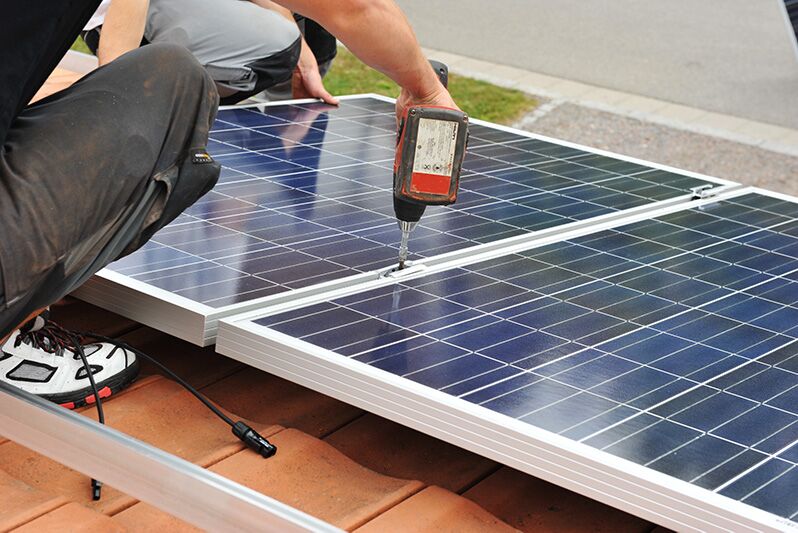 Installation einer PV-Anlage