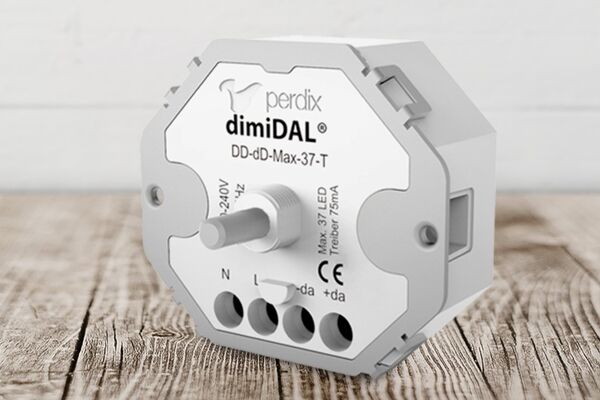 Präzise Lichtsteuerung mit dimiDAL