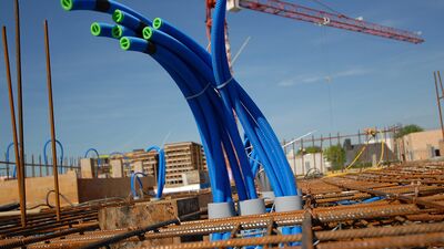 Elektroinstallationsrohre auf Baustelle