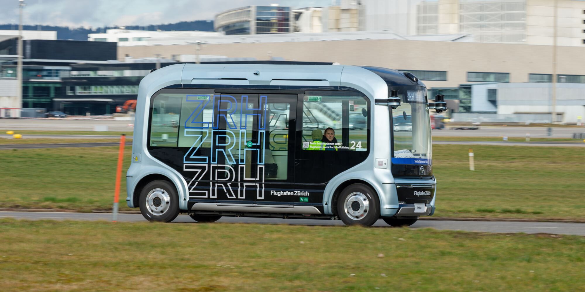 Autonomous WeRide Shuttle Bus Airport Zurich