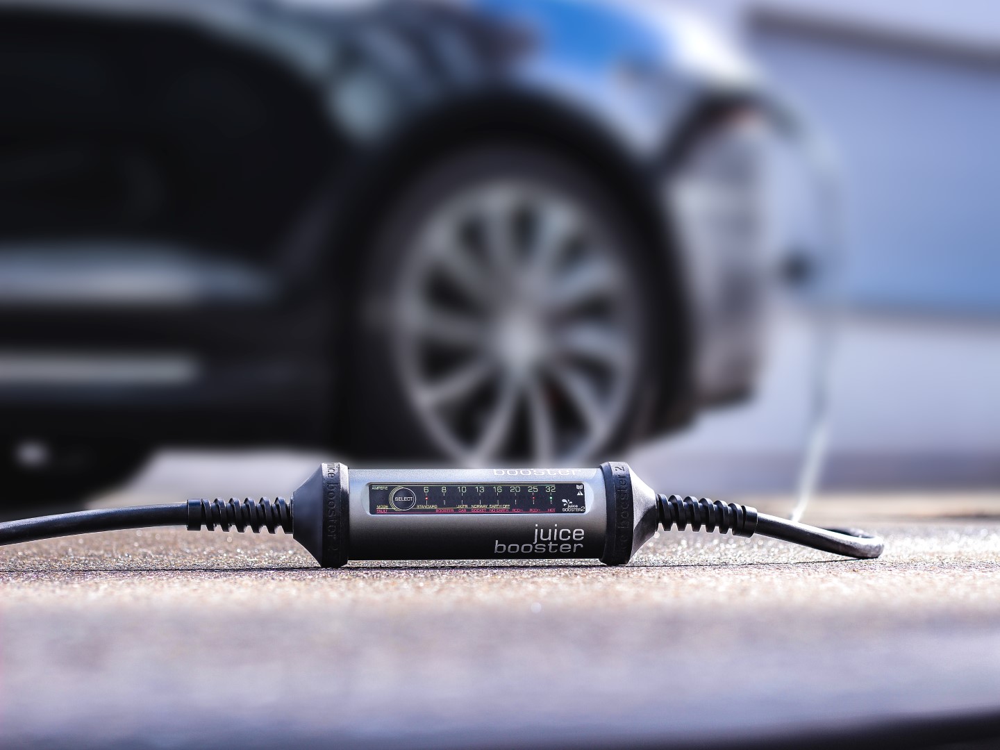 Juice Booster 2: schnelle Lösung für Fahrzeuge mit 22 kW oder als Ersatzgerät bei Wartung und Service / Juice Technology AG