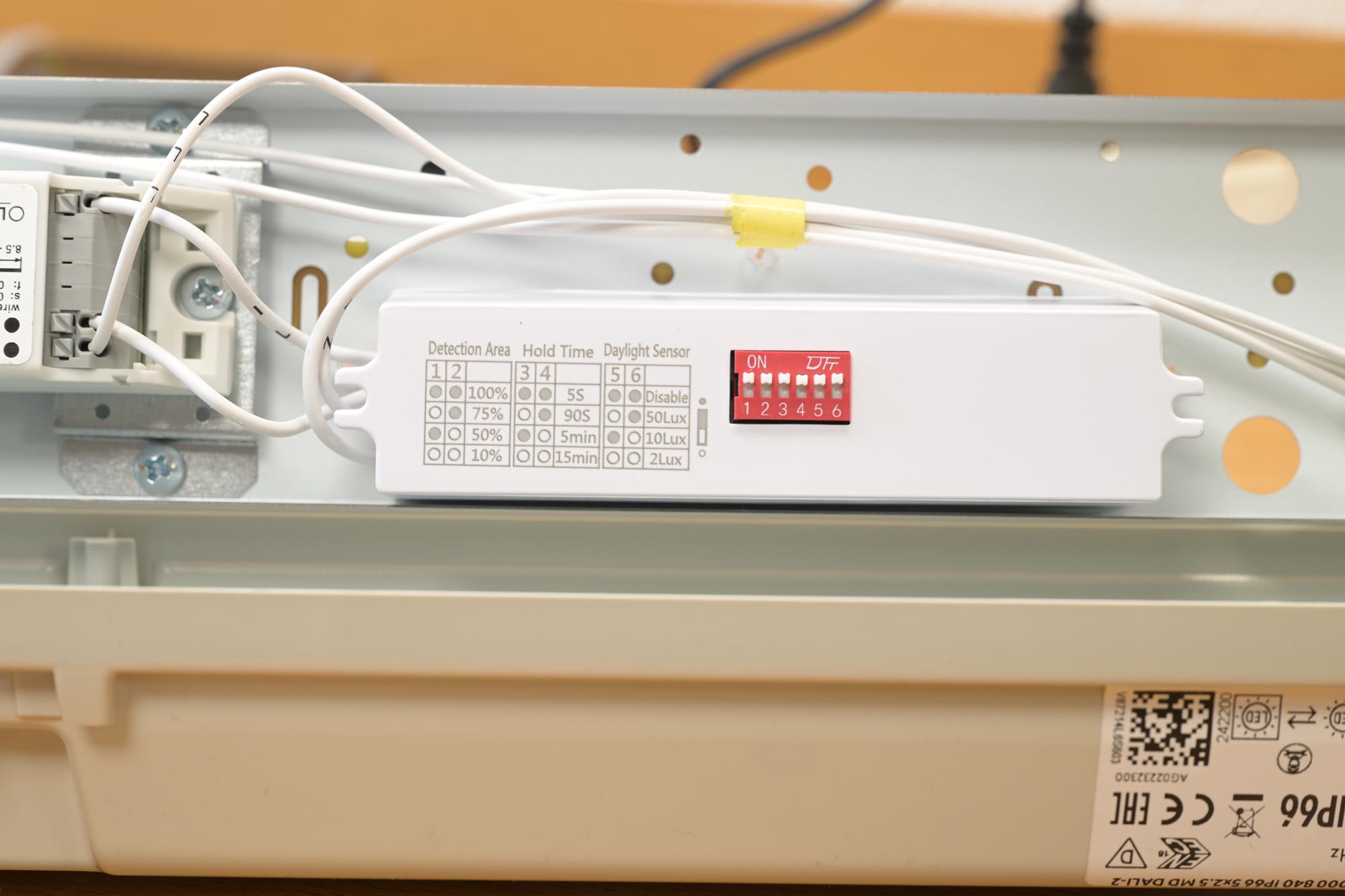 Die Dip-Schalter im HF-Sensor Die Dip-Schalter im HF-Sensor