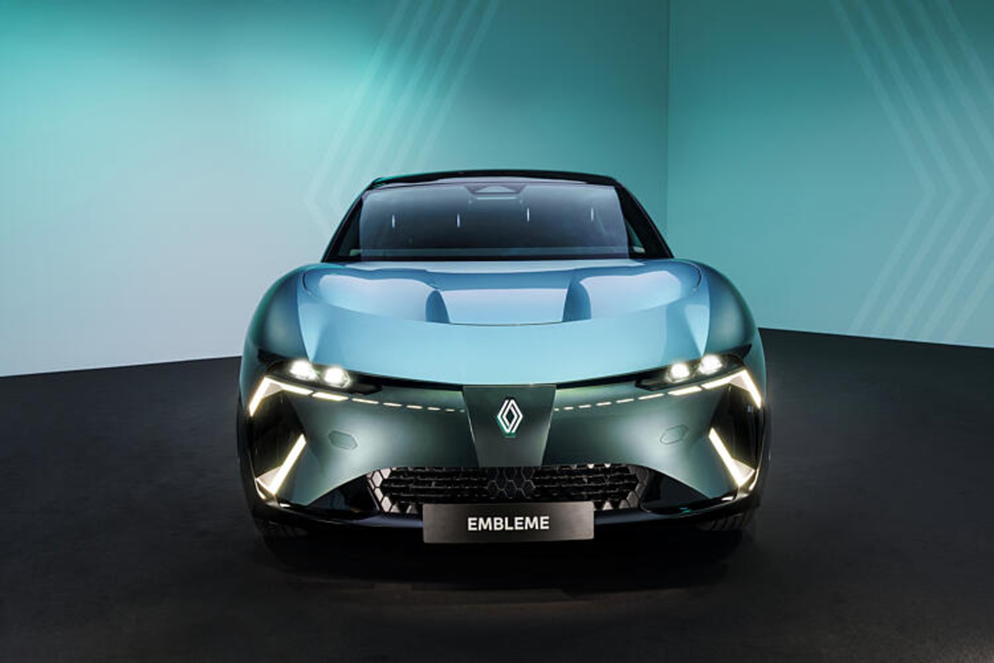 Renault Embleme-Familienauto der Zukunft