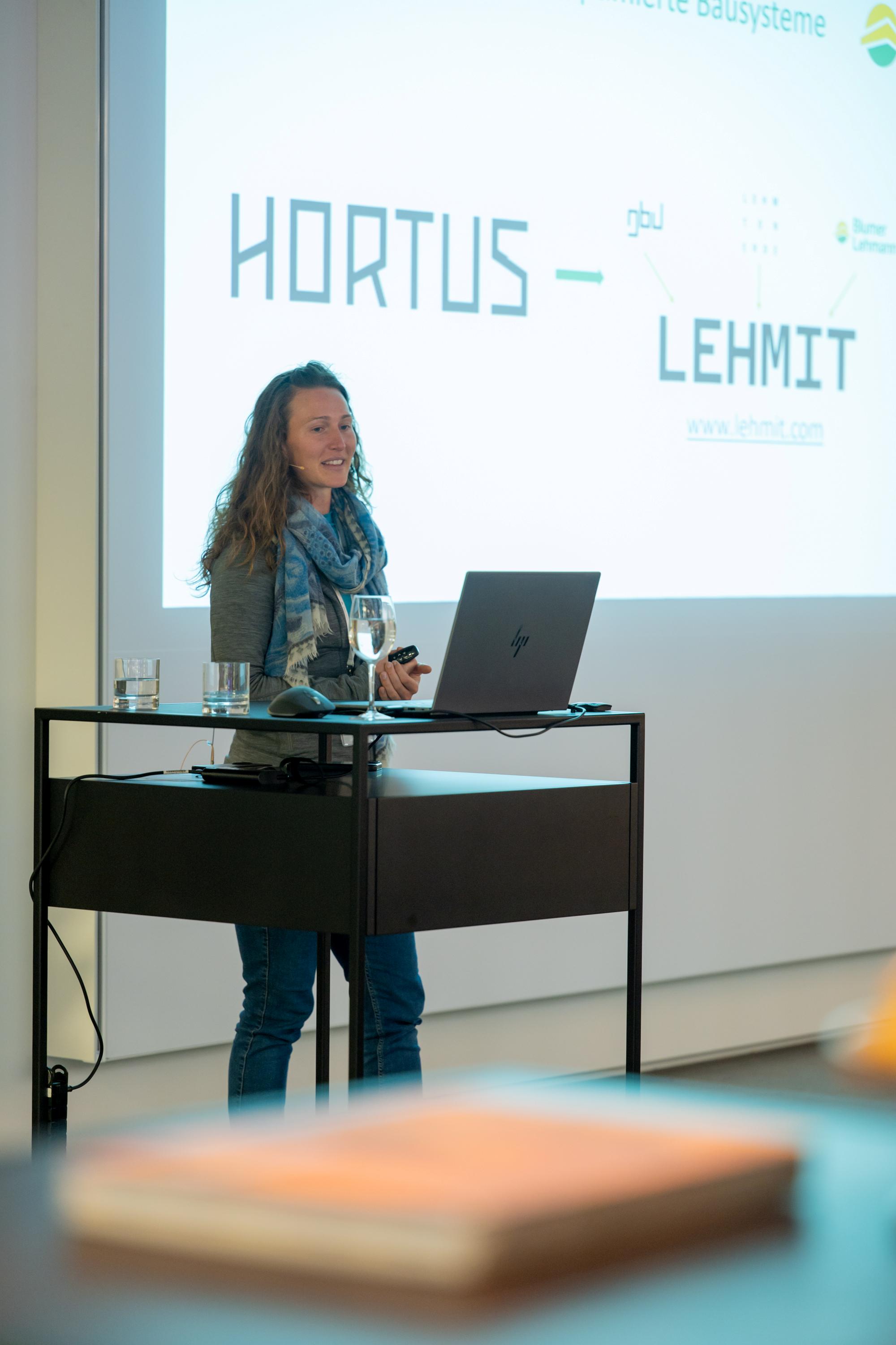 Bettina Baggenstoss, Leiterin Nachhaltiges Bauen bei Blumer Lehmann AG und Co-Founderin von Lehmit GmbH