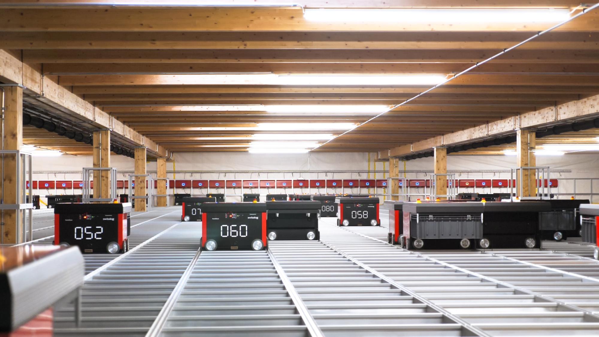 AutoStore: In rund 55’000 Behältern lagert Sonepar einen Teil seines Sortiments besonders kompakt und intelligent.