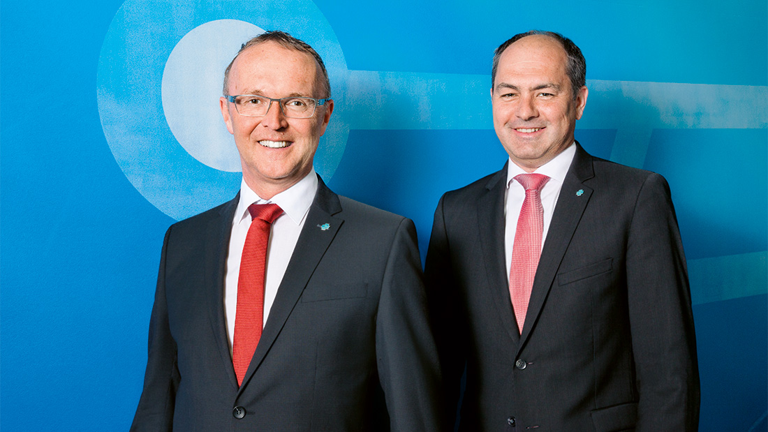 Links: Michael Tschirky (Präsident EIT.swiss) Rechts: Simon Hämmerli (Direktionsmitglied EIT.swiss)